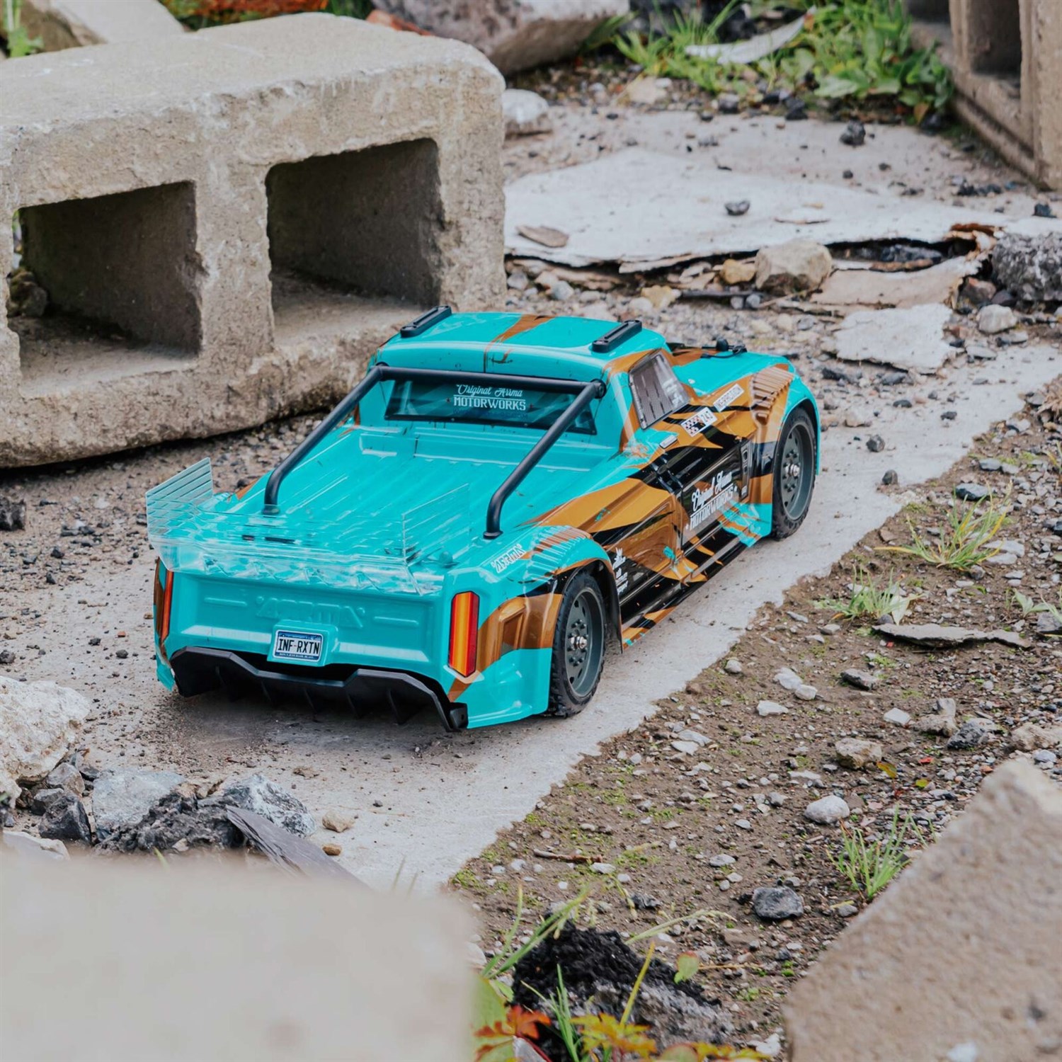ARRMA Infraction Mega 4WD Teal/Bronze- Komplett
